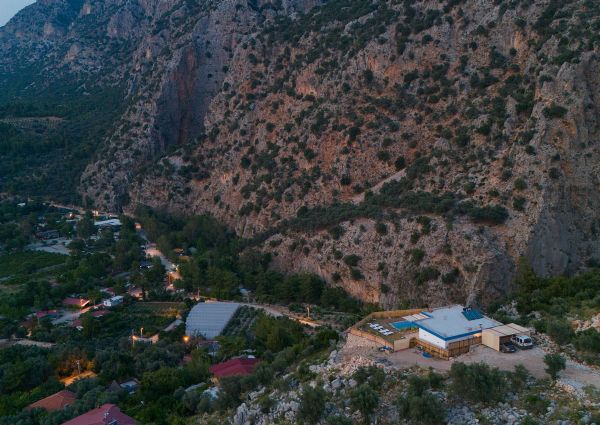 Sakl�kent Manzaral� Villa